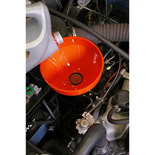 200mm Funnel With Fixed Spout & Filter - Ventilation Tube - Polyethylene 4 200mm Funnel With Fixed Spout & Filter - Ventilation Tube - Polyethylene - Image 4