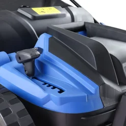 Hyundai 1500W Electric Lawn Scarifier / Aerator / Lawn Rake, 230V HYSC1500E -Cheap Grow And Trim Store hyundai 1500w electric lawn scarifier aerator lawn rake 230v hysc1500e5056275799816 04c MP