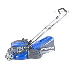 Hyundai 17"/43cm 139cc Self-Propelled Petrol Roller Lawnmower HYM430SPR -Cheap Grow And Trim Store hyundai 17 43cm 139cc self propelled petrol roller lawnmower hym430spr5056275756062 03c MP