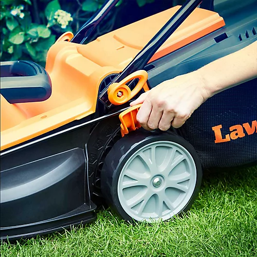 LawnMaster 1400W 34cm Electric Lawn Mower With Rear Roller - 2 Year Guarantee 4 LawnMaster 1400W 34cm Electric Lawn Mower With Rear Roller - 2 Year Guarantee - Image 4