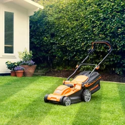 LawnMaster 1600W 37cm Electric Lawn Mower With Rear Roller - 2 Year Guarantee -Cheap Grow And Trim Store lawnmaster 1600w 37cm electric lawn mower with rear roller 2 year guarantee6939349518751 04c MP