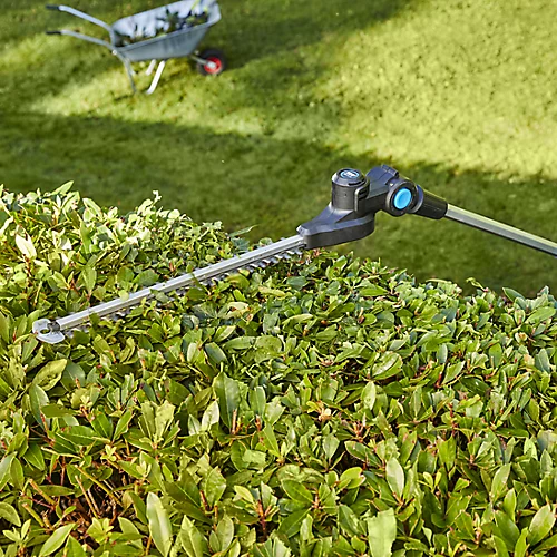 Mac Allister 18V 450mm Cordless Pole Hedge Trimmer MPHT1845-Li - Image 2