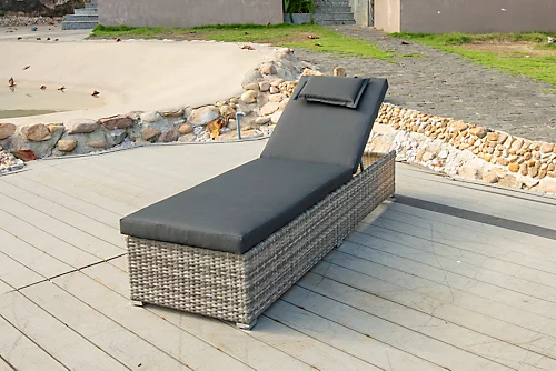 OUT & OUT Palma Rattan Sun Lounger 2 OUT & OUT Palma Rattan Sun Lounger - Image 2