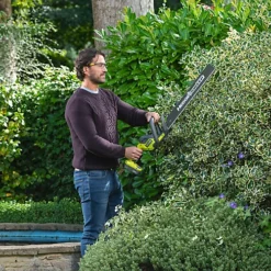 Ryobi ONE+ 18V 500mm Cordless Hedge Trimmer RY18HT50A-120 6 Ryobi ONE+ 18V 500mm Cordless Hedge Trimmer RY18HT50A-120 -Cheap Grow And Trim Store ryobi one 18v 500mm cordless hedge trimmer ry18ht50a 1204892210203274 03i bq