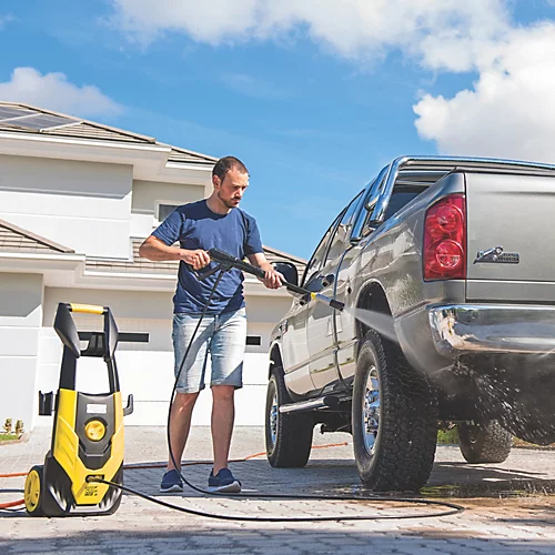 Tramontina High Pressure Washer With 5m Hose With Adjustable Flow And Accessories (1800W, 1900 Psi, 220V, Flow Rate 390 L/h) 3 Tramontina High Pressure Washer With 5m Hose With Adjustable Flow And Accessories (1800W, 1900 Psi, 220V, Flow Rate 390 L/h) - Image 3