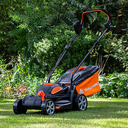 Yard Force 20V 33cm Cordless Lawnmower With 4.0Ah Lithium-Ion Battery & Quick Charger - LM C33 - CR20 Range 3 Yard Force 20V 33cm Cordless Lawnmower With 4.0Ah Lithium-Ion Battery & Quick Charger - LM C33 - CR20 Range - Image 3