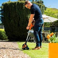 Yard Force 40V 30cm Cordless Grass Trimmer With 2.5Ah Lithium-Ion Battery And Charger LT G30 6 Yard Force 40V 30cm Cordless Grass Trimmer With 2.5Ah Lithium-Ion Battery And Charger LT G30 -Cheap Grow And Trim Store yard force 40v 30cm cordless grass trimmer with 2 5ah lithium ion battery and charger lt g306939500728166 03c MP